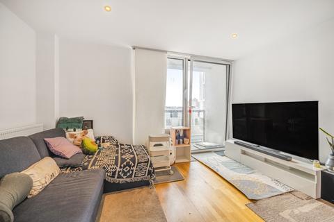 1 bedroom flat to rent, Millharbour London E14