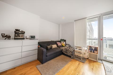 1 bedroom flat to rent, Millharbour London E14