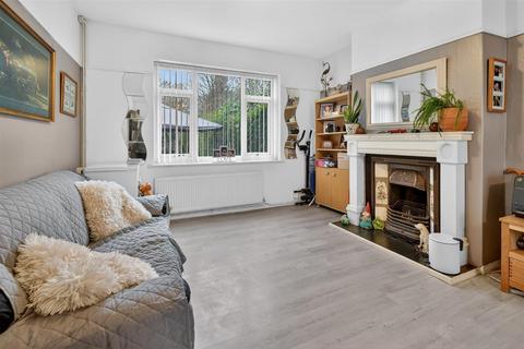 undefined, Lister Way, York