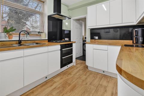 undefined, Lister Way, York