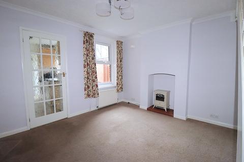 2 bedroom semi-detached house for sale, Holly Road, Farnborough GU14