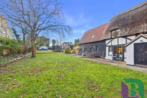 5 bedroom detached house for sale, Westbrook End, Milton Keynes MK17