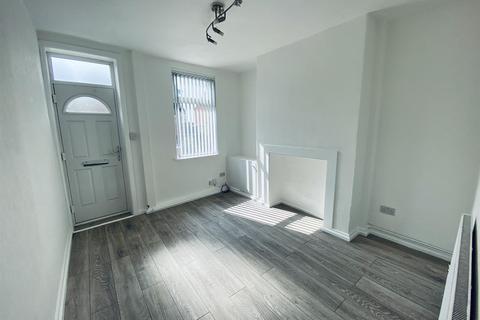 2 bedroom terraced house to rent, Church Road, St. Helens WA11