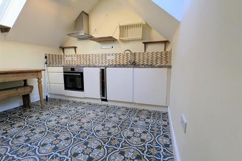 2 bedroom detached house to rent, Goodleigh, Barnstaple