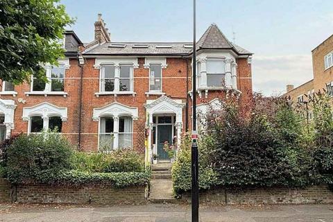 3 bedroom flat for sale, Flat A, 93 Mount View Road, Hornsey, London, N4 4JA