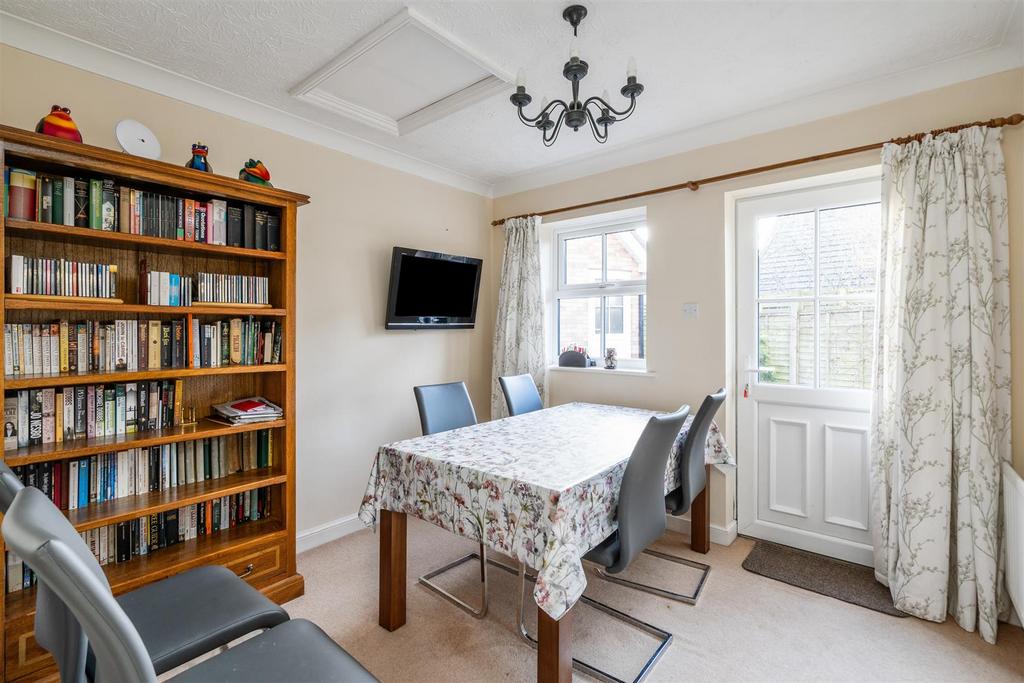 30 Whitefields Gate 15.jpg