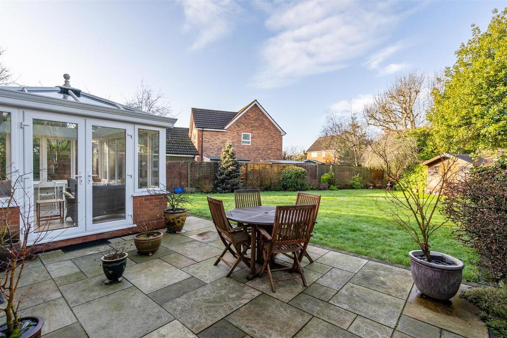 30 Whitefields Gate 34.jpg