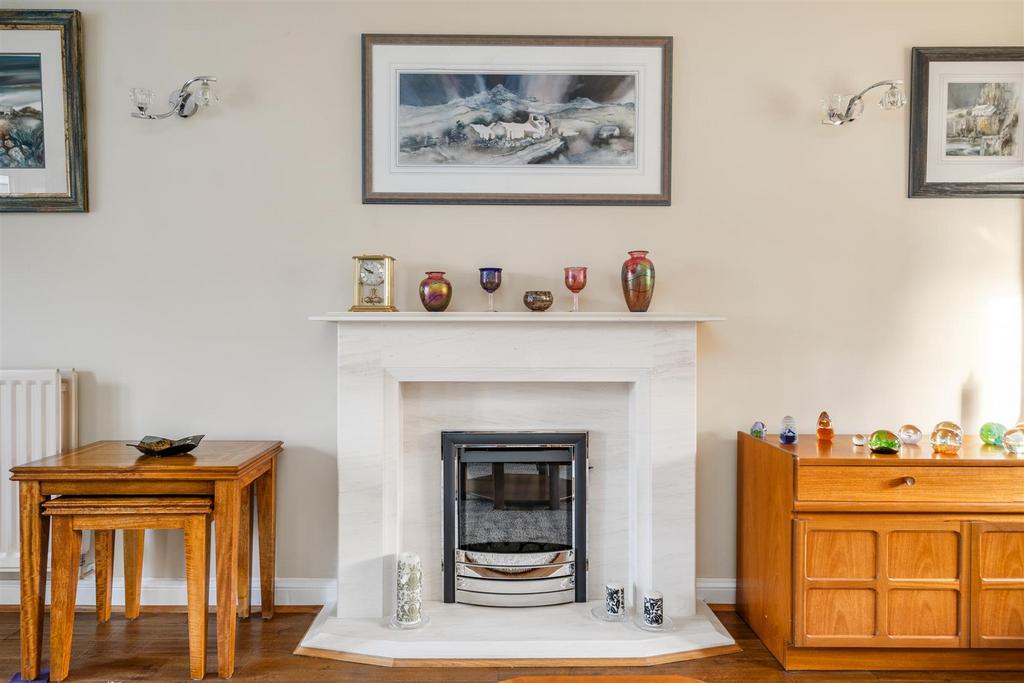 30 Whitefields Gate 8.jpg