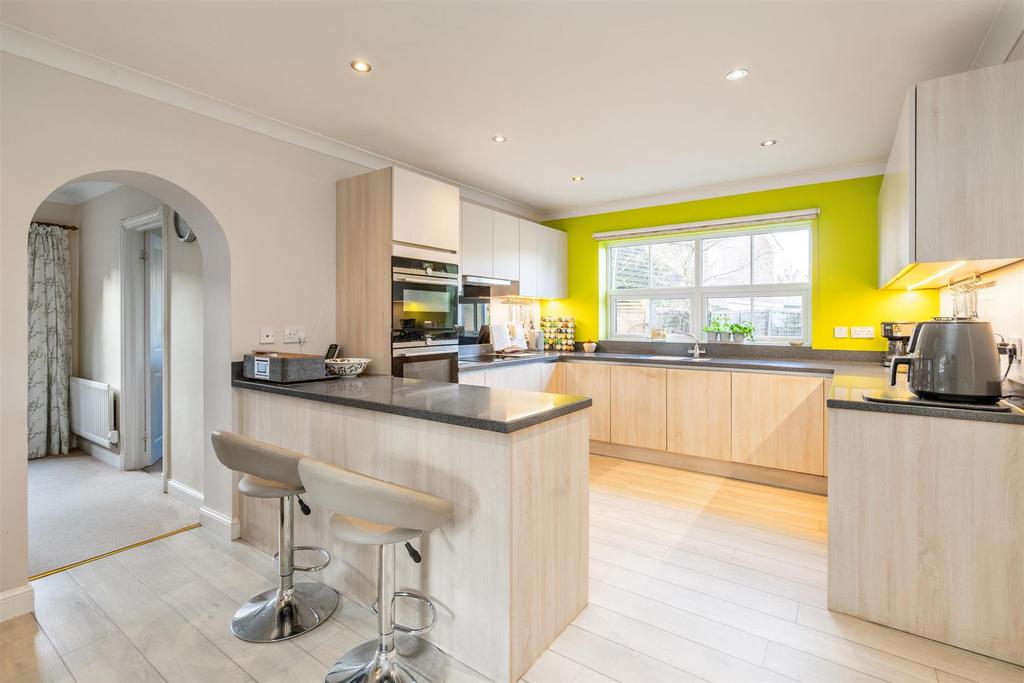 30 Whitefields Gate 12.jpg