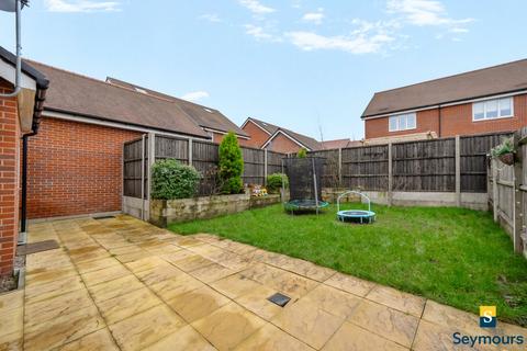undefined, Deacon Way, Surrey GU3