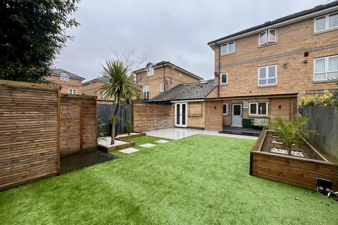 4 bedroom semi-detached house for sale, Stanton Square, PETERBOROUGH PE7