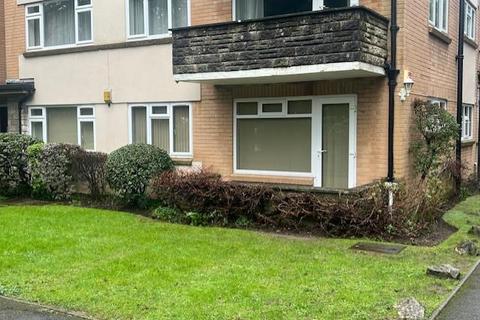2 bedroom flat to rent, Manor Road, Bournemouth