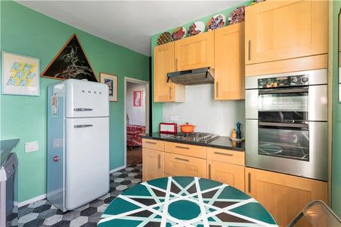 2 bedroom apartment for sale, South Lambeth Road, London, SW8