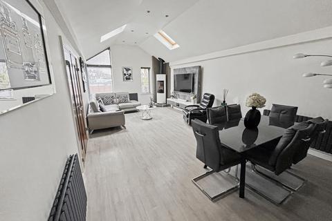 3 bedroom detached house for sale, Kennedy Drive, Bury, BL9