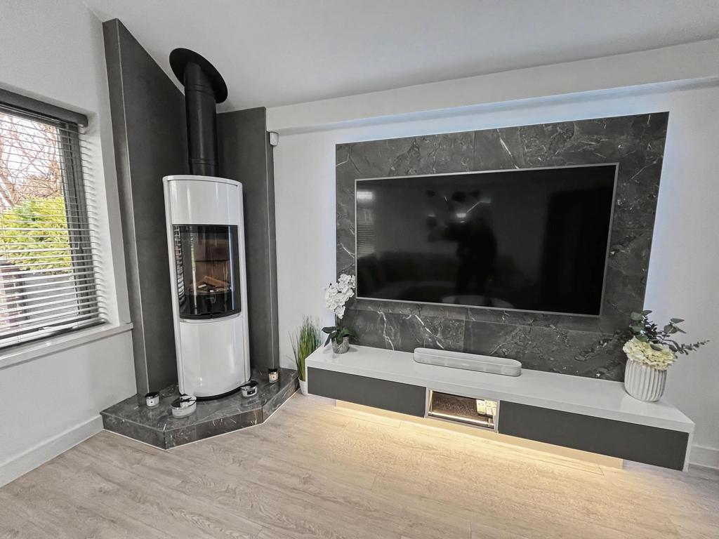 Lounge-Dining Room