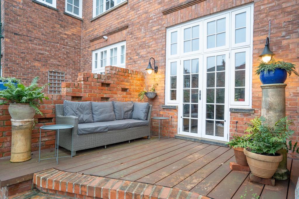 Terrace / Patio