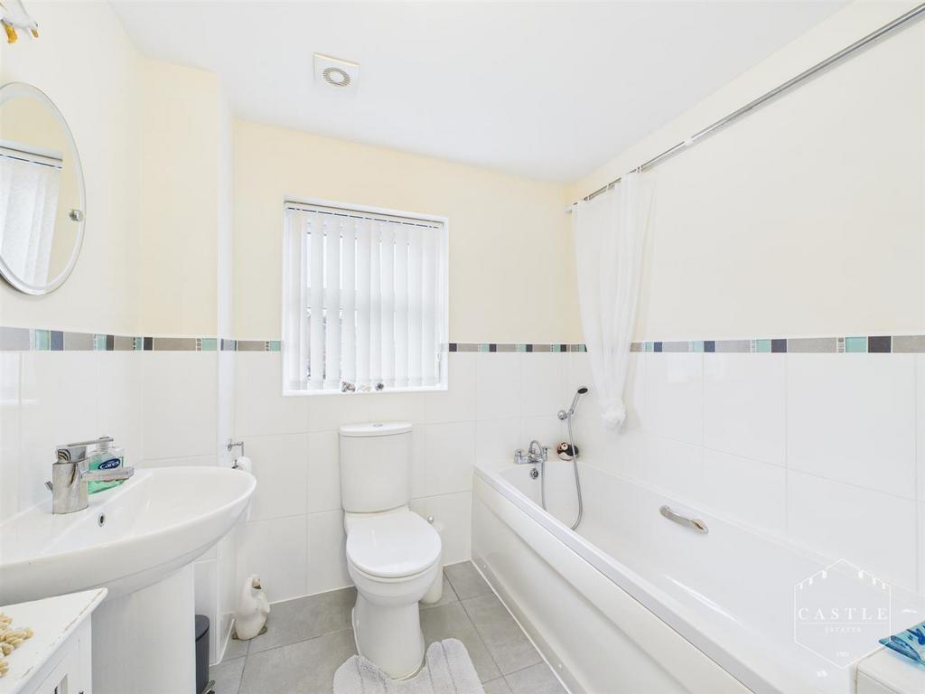Family bathroom