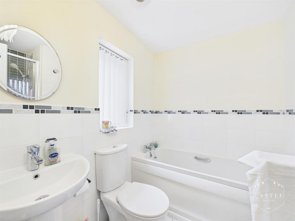 Ensuite bathroom