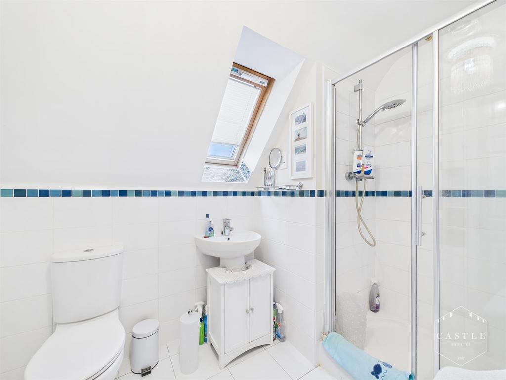 Ensuite shower room