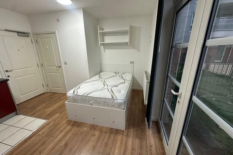 undefined, Quainton Road, Leicester LE2