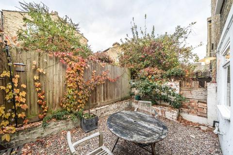 1 bedroom flat to rent, Corrance Road, London SW2