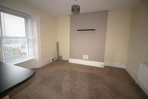 3 bedroom apartment to rent, Rear Hyde Park Road, Plymouth