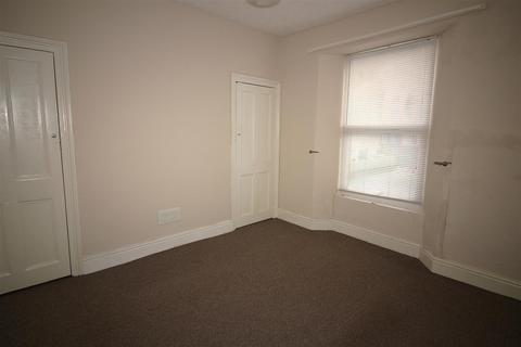 3 bedroom apartment to rent, Rear Hyde Park Road, Plymouth