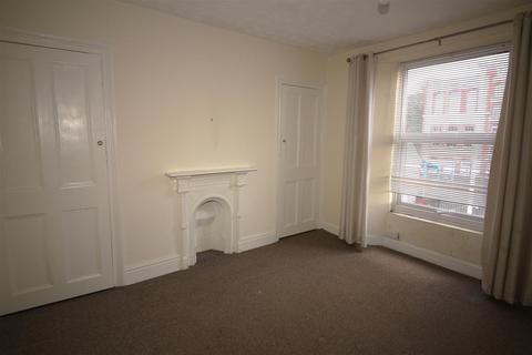 3 bedroom apartment to rent, Rear Hyde Park Road, Plymouth