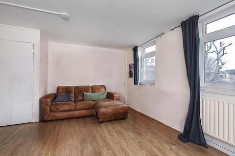 3 bedroom maisonette for sale, Manchester Road, London, E14