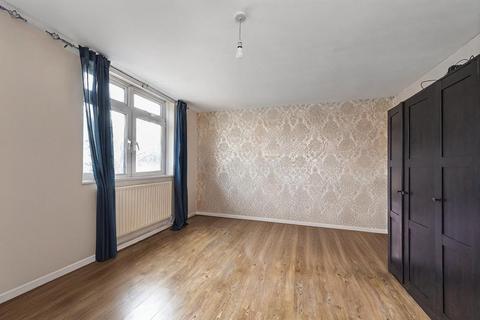 3 bedroom maisonette for sale, Manchester Road, London, E14