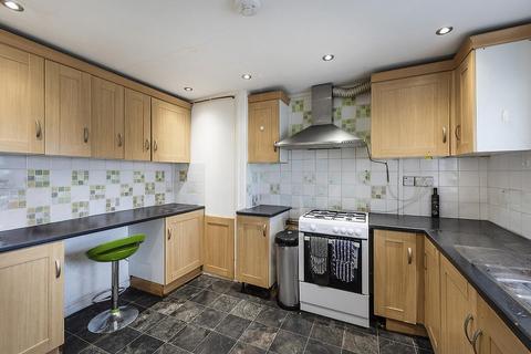 3 bedroom maisonette for sale, Manchester Road, London, E14
