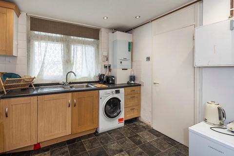 3 bedroom maisonette for sale, Manchester Road, London, E14