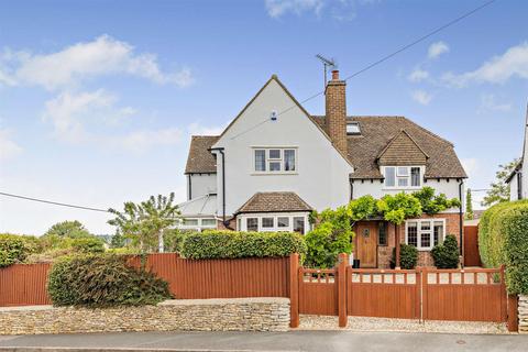 undefined, Shepherds Way, Cirencester
