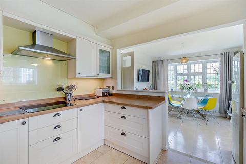 undefined, Shepherds Way, Cirencester
