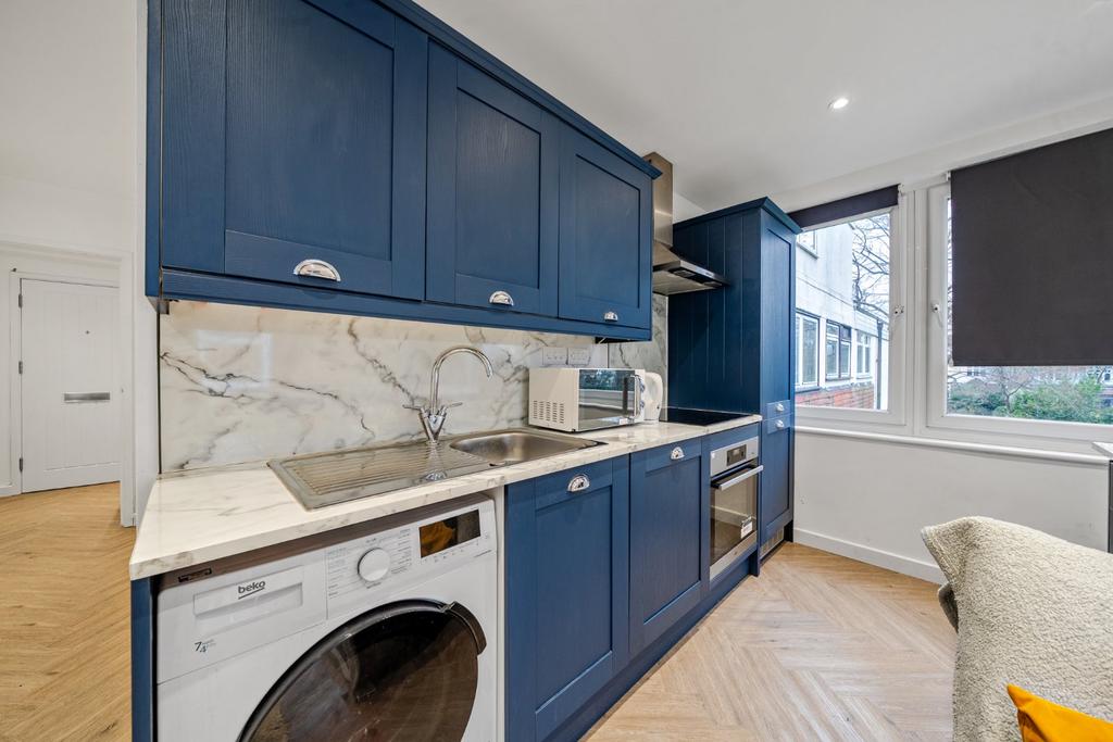 Reception/Kitchen