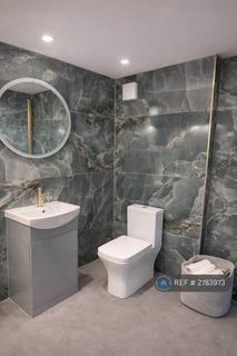 2 bedroom flat to rent, Peel Close, York, YO10