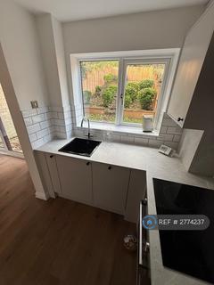 undefined, Church Hollow, Purfleet, RM19