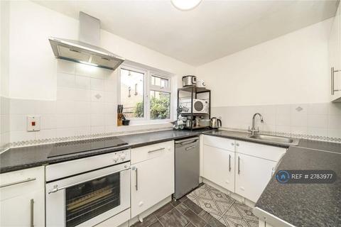 undefined, Gables Close, London, SE12