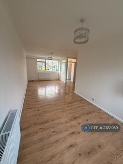 3 bedroom terraced house to rent, Rose Court, Pinner, HA5