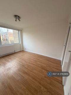 3 bedroom terraced house to rent, Rose Court, Pinner, HA5