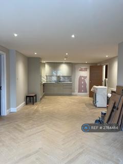 undefined, High Road, London, N12