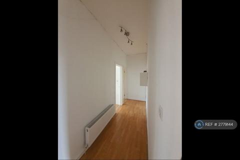 undefined, Leyden Gardens, Glasgow, G20
