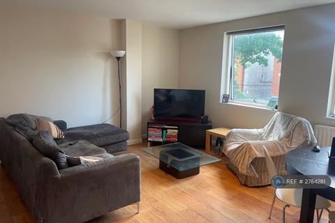3 bedroom flat to rent, Cherwell House, London, SW17