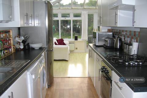 undefined, Beckingham Road, Guildford, GU2