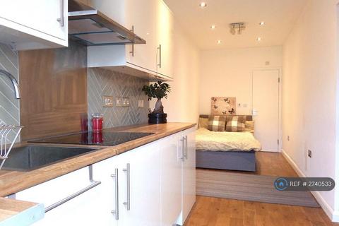 undefined, Allenby Road, Southall, UB1