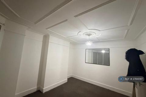 1 bedroom flat to rent, Tottenhall Road, London, N13