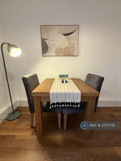 Studio to rent, Akenside Road, London, NW3