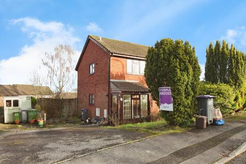 2 bedroom semi-detached house for sale, Pentre Close, Cwmbran, NP44
