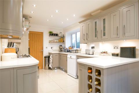 4 bedroom detached house for sale, Tinwell Close, Reading RG6
