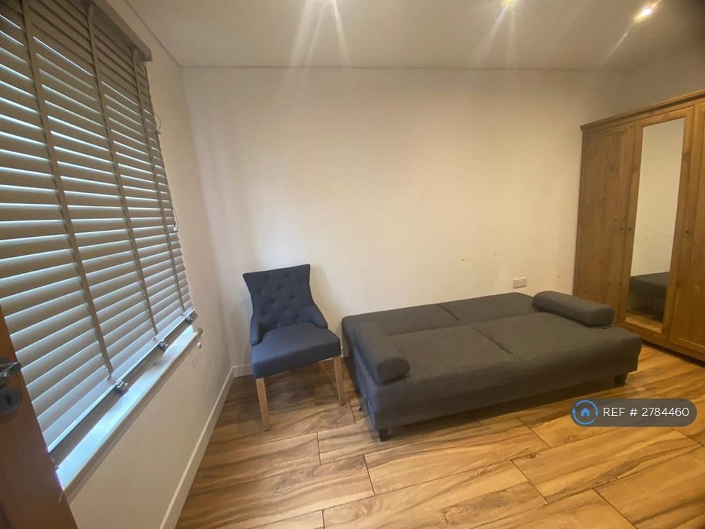 Room 1